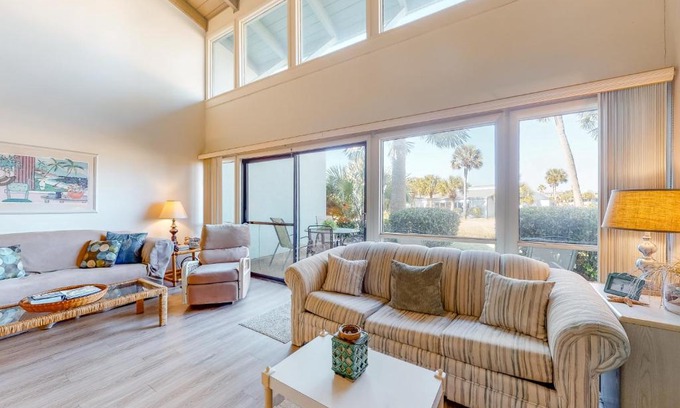 Sunnyside House | Sunnyside Beach & Tennis #54