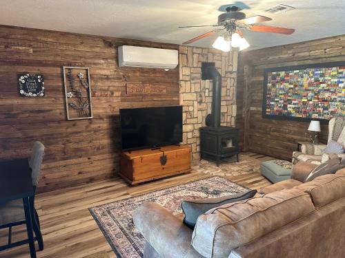 St. George House | Sunnyside Cabin