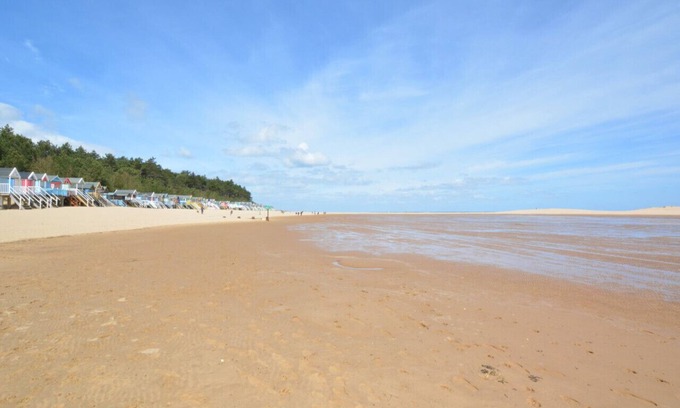 Wells-next-the-Sea House | Sunnyside Lodge - Three Bedroom House, Sleeps 6