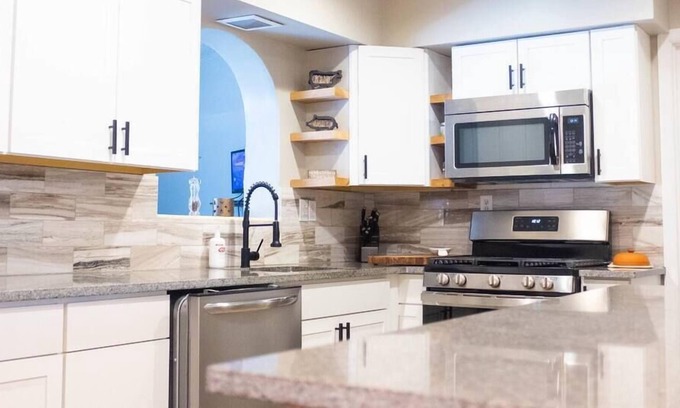 Beachway Estates House | SunnySide Pompano - Vibrant 2/2 Home with Pool