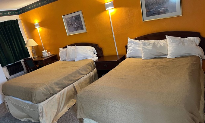 Owego Hotel | Sunrise Motel