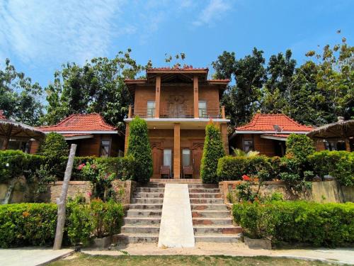 Karimunjava Hotel | Sunrise Sea Hill Cottages
