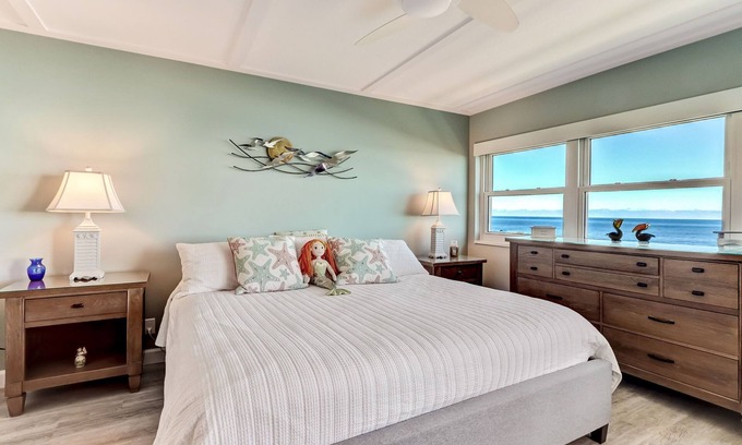 Fernandina Beach Condo | Sunrise Serenity: Oceanfront Condo Oasis!