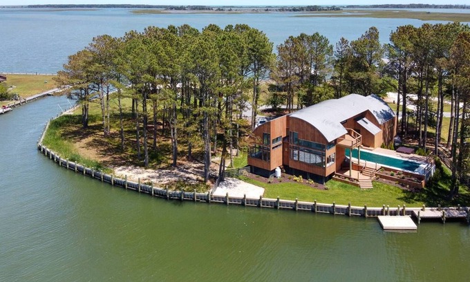 Deep Hole House | Sunrise Shore - Waterfront; Private pool & hot tub!
