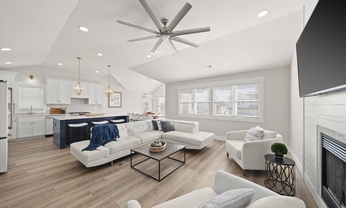 South End Condo | Sunrise, Sunset - Condo with Rooftop Deck Sunrise & Sunset Views.