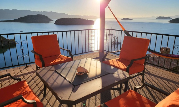 Mulege Villa | Sunrise Villa - Off-Grid Beach Villa w/Best Views in Baja California!