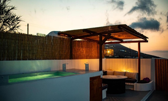 Kamari Villa | Sunrise Villa Santorini