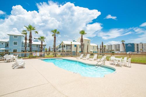 Port Aransas House | Sunrise Villas 207 - BOARDWALK TO THE BEACH