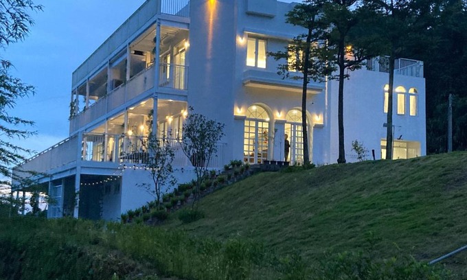 Alishan House | Sunrise Yunqi Teahouse
