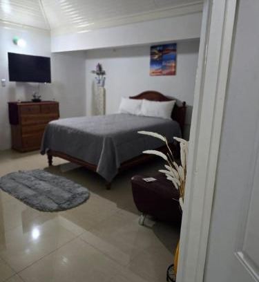 Montego Bay Apartment | Sunset 22 by the Airport Apt#6
