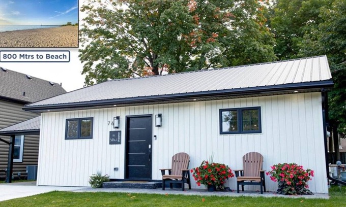 Grand Bend House | Sunset at Grand Bend by Sparks