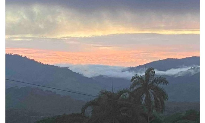 San Isidro de El General House | Sunset Balcony