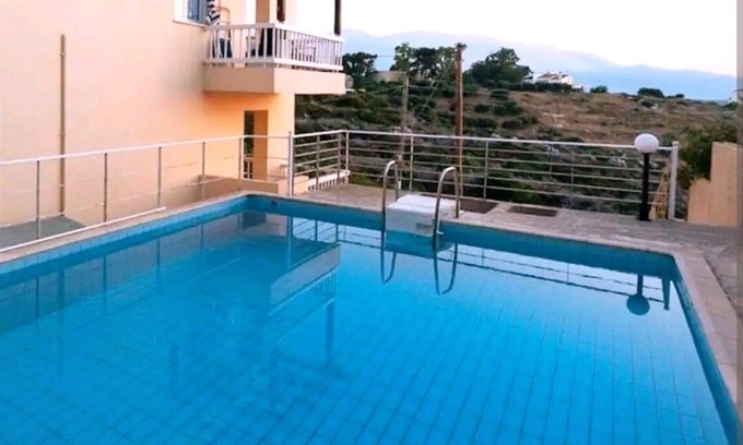 Plaka Apartment | Sunset Bay