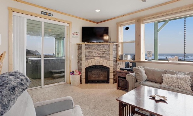 Gold Beach House | Sunset Beach House