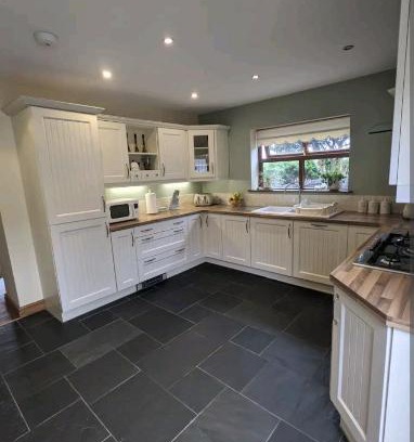 Llanelli House | Sunset cottage