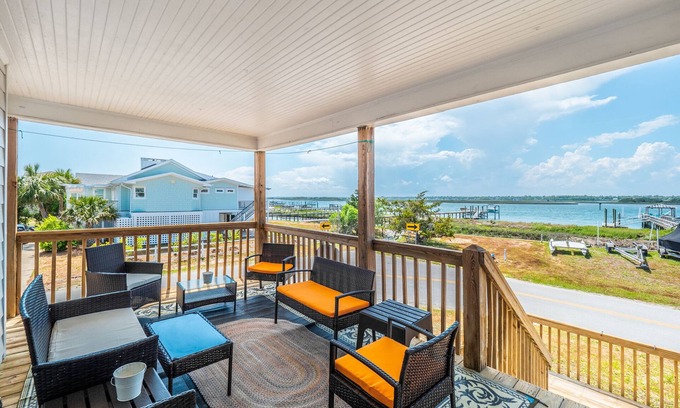 Topsail Beach House | Sunset | Covered Porch + Walk to the Beach!