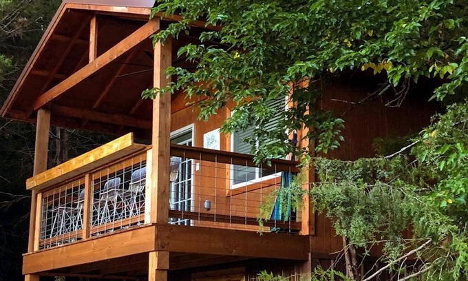 Fayetteville House | Sunset Hillside Cabin D on Horse Farm w Hiking