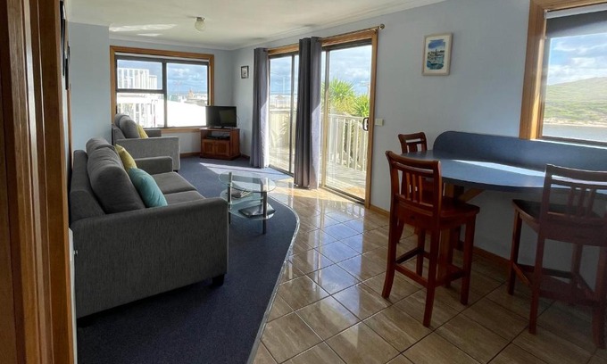 Arthur River House | Sunset Holiday Villas