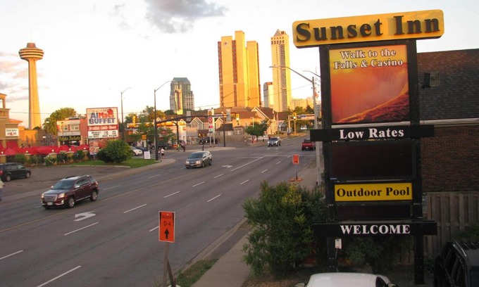 Niagara Falls Hotel | Sunset Inn