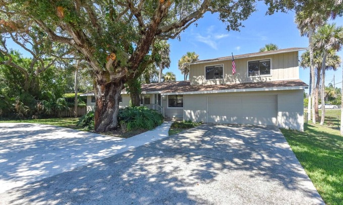 Daytona Beach House | Sunset on the Peninsula