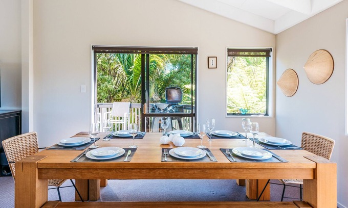Onetangi House | Sunset Palms - Onetangi Holiday Home