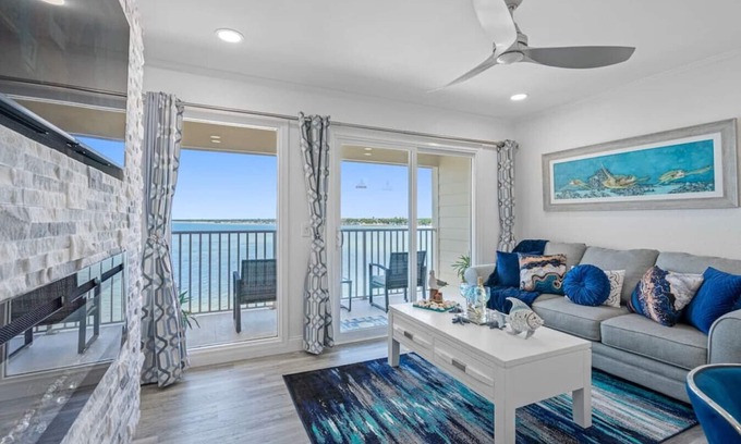 Rocky Point Condo | Sunset Paradise - Find yourself in Tampa
