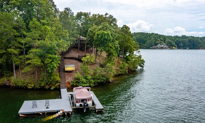Jacksons' Gap House | Sunset Point on Lake Martin