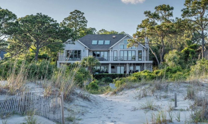 Oceanside House | Sunset Rentals | Duck Hawk 27