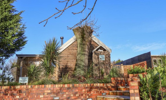 Scarborough House | Sunset Retreat