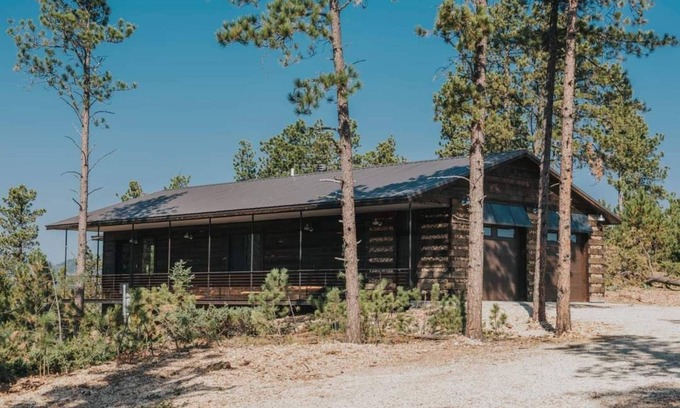 Deadwood Cabin | Sunset Ridge Cabin