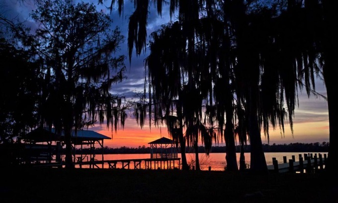 Crescent City Cottage | Sunset River Cottage on the Scenic St Johns River