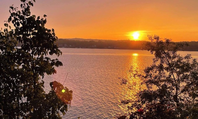 Elkton House | Sunset River Cottage -The perfect waterfront getaway!