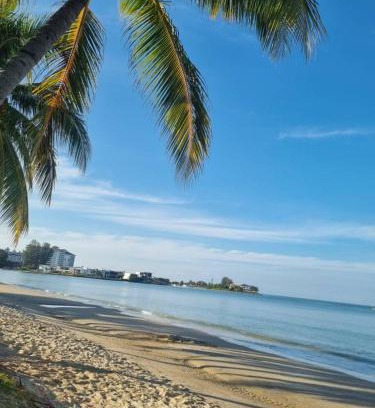 Si Rusa Apartment | Sunset Seaview Apartment A73