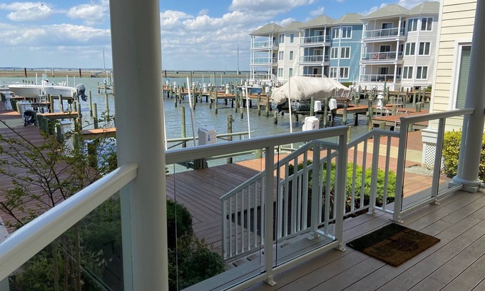 Chincoteague Condo | Sunset Views on the Chincoteague Bay