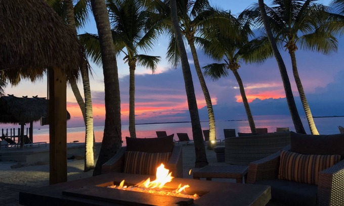 Rock Harbor Villa | Sunset Villas: Bayfront Beach Compound *28 Night Min*