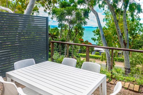 Hamilton Island Apartment | Sunset Waters Apartments