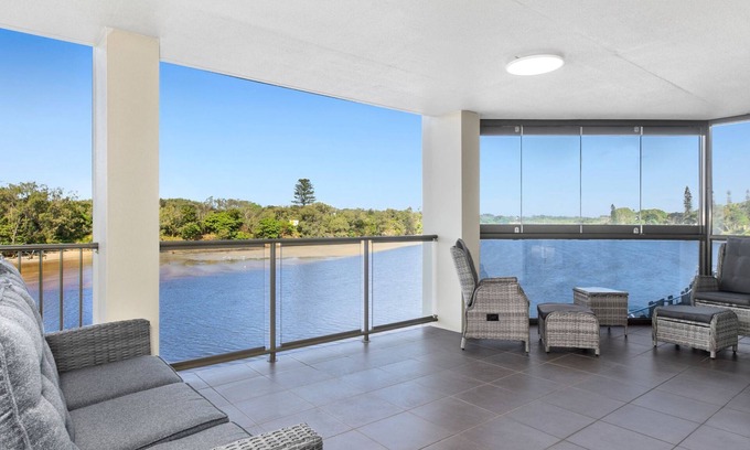 Kingscliff Apartment | Sunset Waters Creekfront Apartment