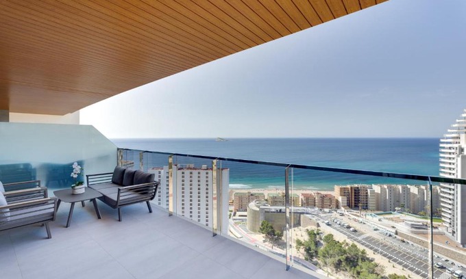Benidorm Apartment | SUNSET WAVES by Costa Activa Rentals