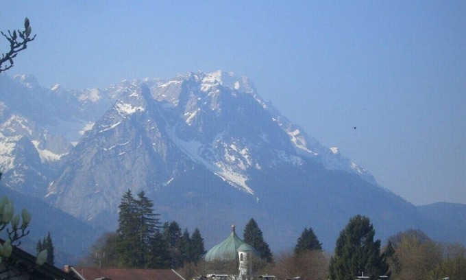 Garmisch-Partenkirchen Apartment | Sunshine Apartment Anne