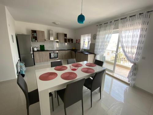 Mellieha Apartment | Sunshine Apartments Mellieha - modern three bedroom apartment - Apt No 1