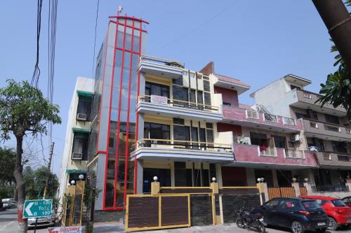 Noida Bed & Breakfast | Sunshine Residency Castle Pvt Ltd