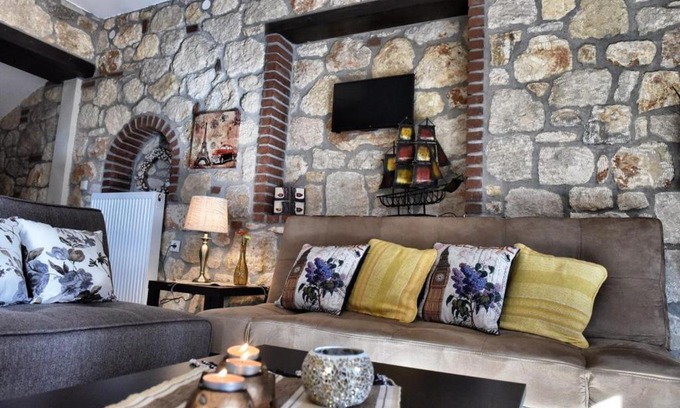 Psakoudia Villa | Sunstone Villas