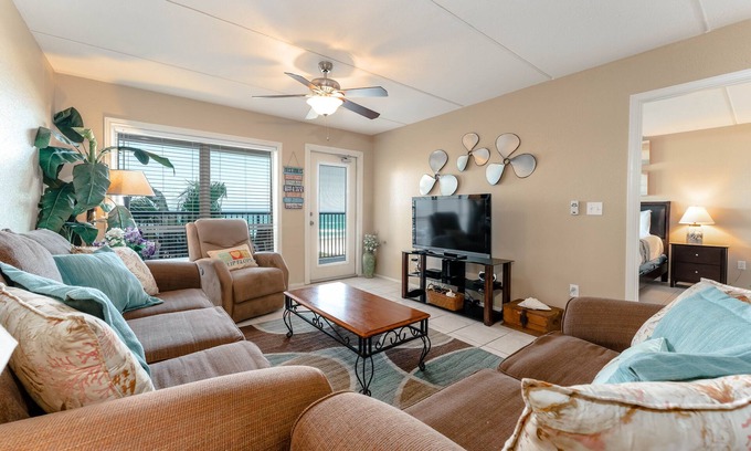 South Padre Island Condo | Suntide II 408-Family Condo;Pool;Tennis court