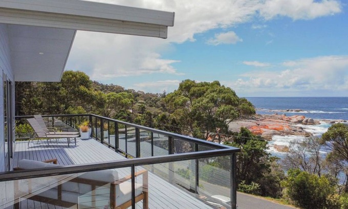 Bicheno House | Suntrap Cove - you and the ocean