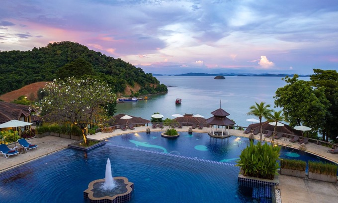 Pa Klok Resort | Supalai Scenic Bay Resort And Spa
