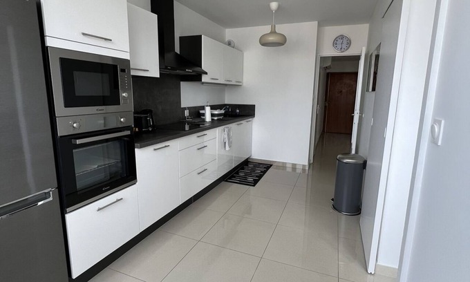 Poudrette - Les Brosses Apartment | Super 4 Rooms refurbished