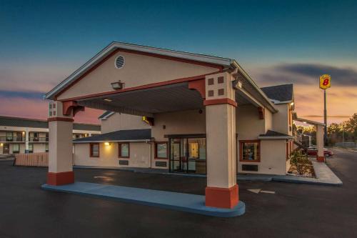 Florence Hotel | Super 8 by Wyndham Florence