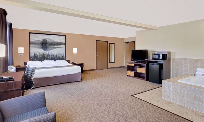 Lebanon Hotel | Super 8 by Wyndham Lebanon