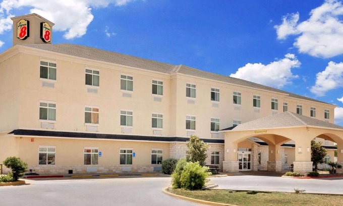 Odessa Hotel | Super 8 by Wyndham Odessa TX
