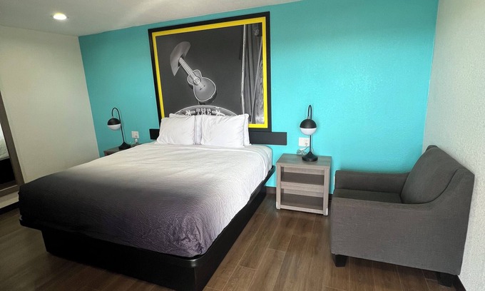 Wichita Falls Hotel | Super 8 by Wyndham Wichita Falls
